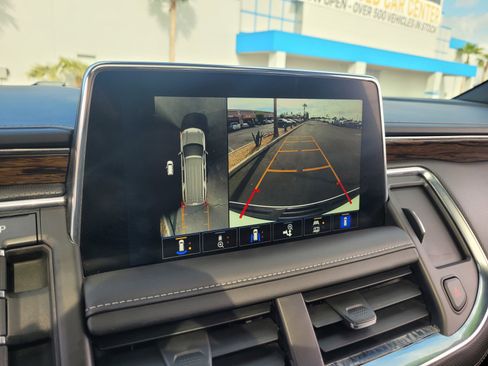 Used 2023 Chevrolet Tahoe Premier image 17