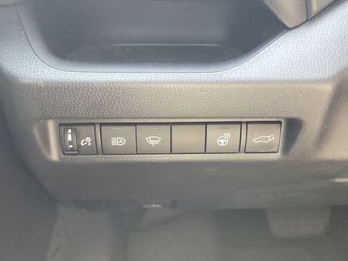 Used 2019 Toyota RAV4 XLE Premium w/ Advanced Technology Package FWD image 24