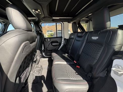 Used 2021 Jeep Wrangler Unlimited Rubicon AWD/4WD image 10