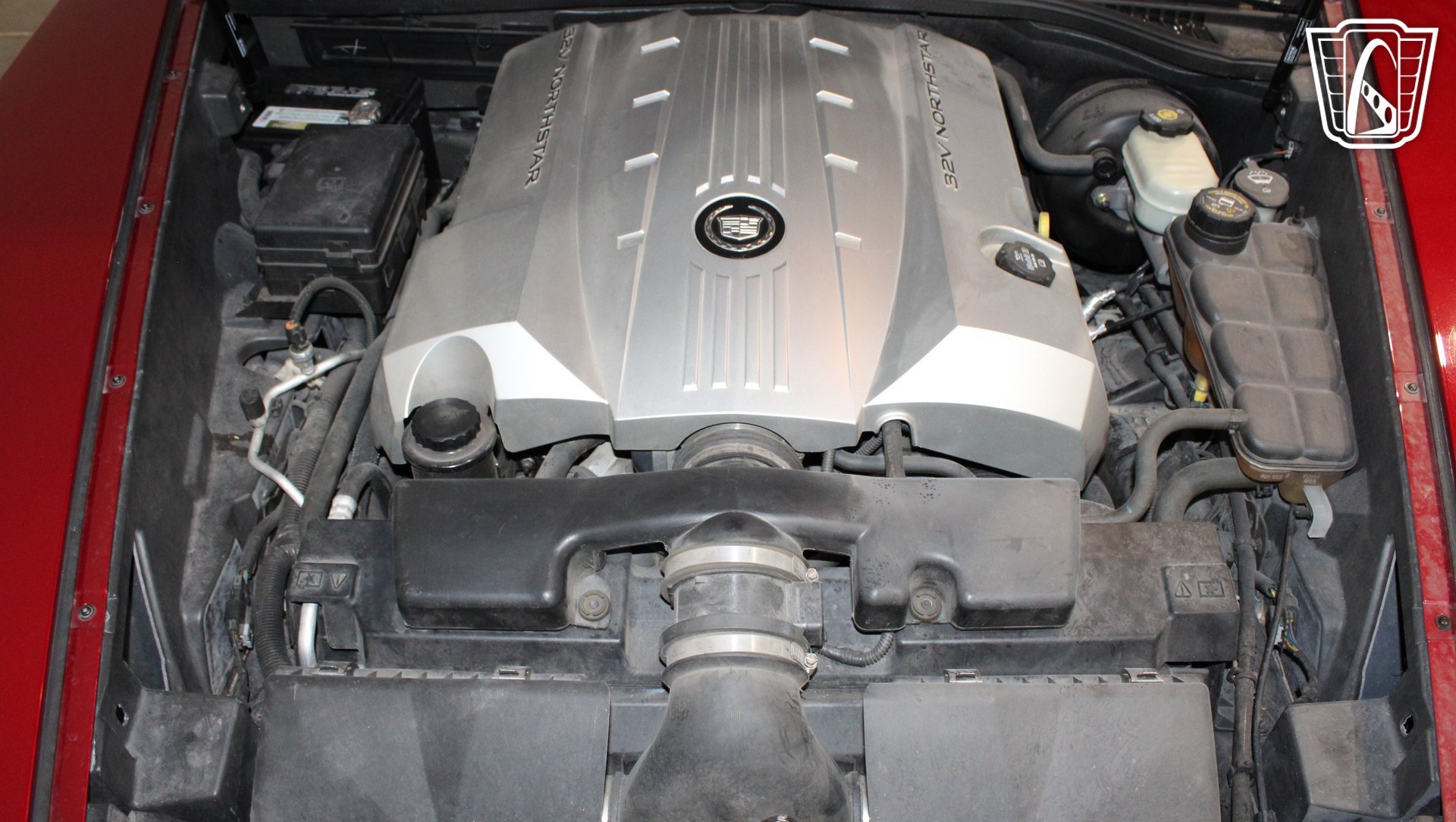 Used 2004 Cadillac XLR RWD image 12