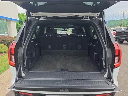 Used 2025 Ford Expedition Max Platinum AWD/4WD image 5