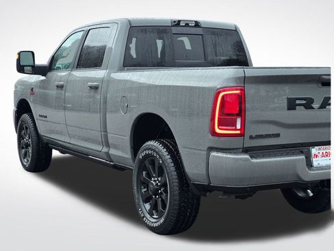 New 2026 RAM 2500 Laramie AWD/4WD image 44