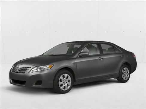 Used 2011 Toyota Camry LE w/ LE Extra-Value Pkg FWD image 1