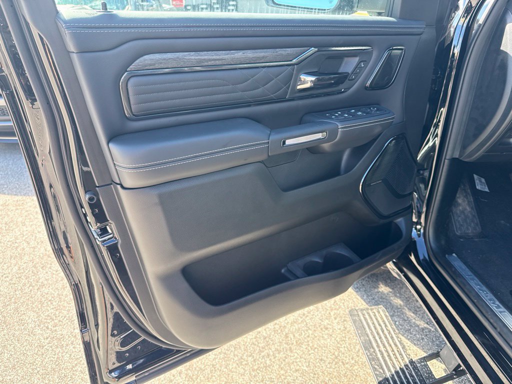 New 2027 RAM 1500 Limited AWD/4WD image 18