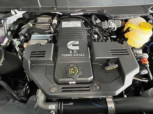 Used 2024 RAM 3500 Tradesman image 23