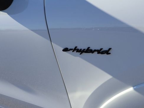 New 2026 Porsche Cayenne E-Hybrid Coupe image 15