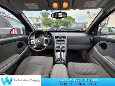 Used 2009 Chevrolet Equinox LS AWD/4WD image 10