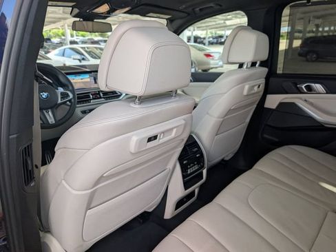 Used 2019 BMW X5 xDrive40i w/ M Sport Package AWD/4WD image 26