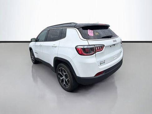 Used 2024 Jeep Compass Limited AWD/4WD image 7