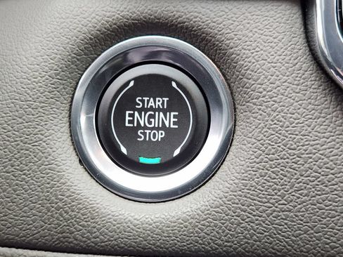 Used 2023 Chevrolet Colorado ZR2 AWD/4WD image 20