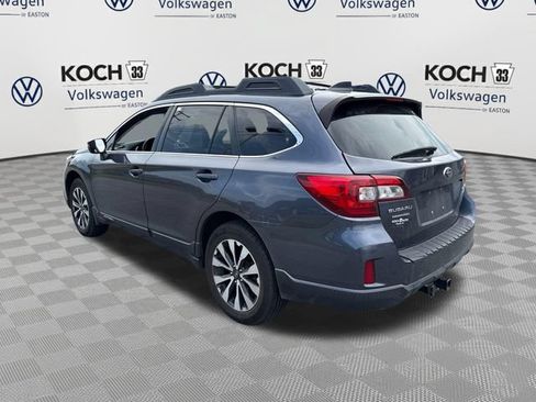 Used 2017 Subaru Outback 2.5i Limited AWD/4WD image 6
