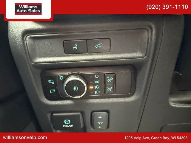 Used 2023 Ford Expedition Platinum AWD/4WD image 26