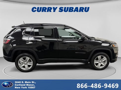 Used 2022 Jeep Compass Latitude AWD/4WD image 6