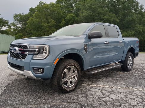 Used 2024 Ford Ranger XLT w/ FX4 Off-Road Package image 6