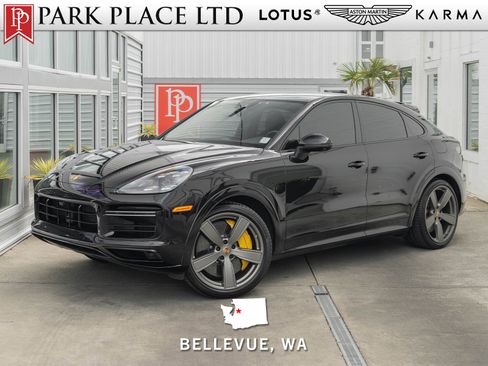 Used 2022 Porsche Cayenne Turbo S AWD/4WD image 1