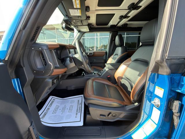 Used 2024 Ford Bronco Outer Banks AWD/4WD image 18