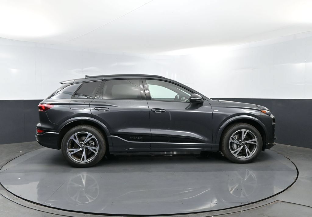 New 2027 Audi Q6 e-tron Premium Plus AWD/4WD image 4