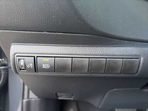Used 2026 Toyota Corolla LE FWD image 13