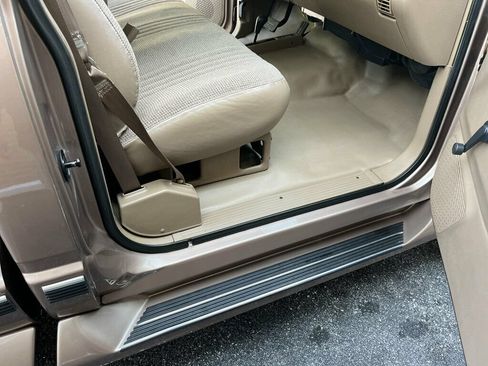 Used 1995 Chevrolet Silverado 1500 4x4 Regular Cab image 43
