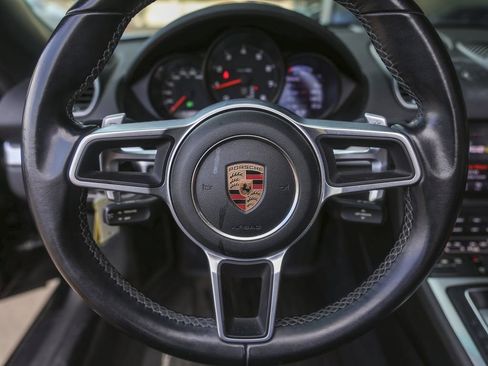 Certified 2017 Porsche 718 Boxster image 19