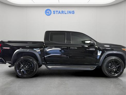 Certified 2023 Chevrolet Colorado Trail Boss w/ Advanced Trailering Package AWD/4WD image 11