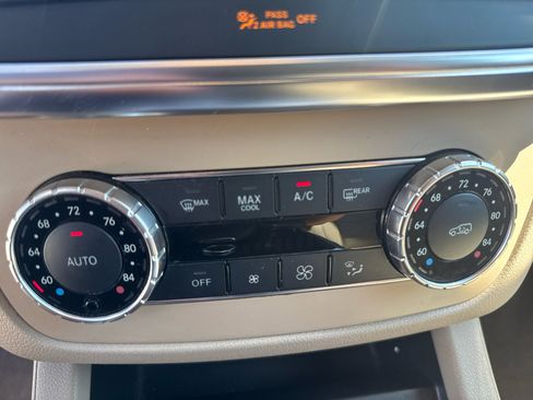 Used 2014 Mercedes-Benz ML 350 BlueTEC 4MATIC image 28