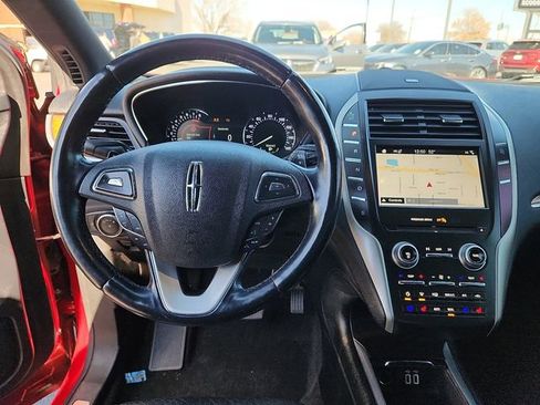 Used 2019 Lincoln MKC Reserve w/ MKC Climate Package image 11