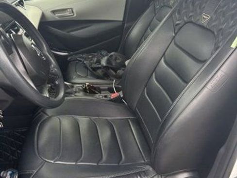 Used 2025 Toyota Corolla LE image 8