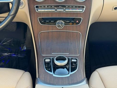 Used 2021 Mercedes-Benz C 300 4MATIC Sedan image 17