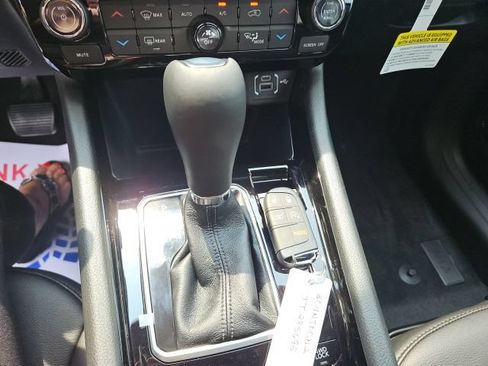 New 2026 Jeep Compass Limited AWD/4WD image 23