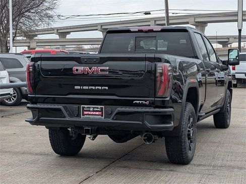 New 2026 GMC Sierra 2500 AT4 w/ AT4 Premium Plus Package image 4