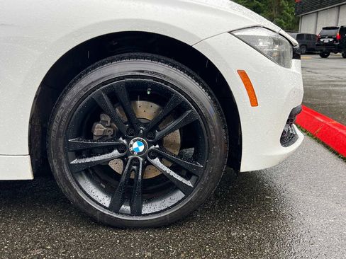 Used 2018 BMW 330i xDrive Wagon image 5