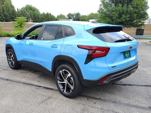 Certified 2024 Chevrolet Trax RS FWD image 9
