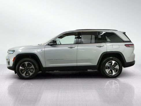 Used 2024 Jeep Grand Cherokee Limited 4xe AWD/4WD image 2