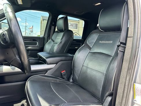 Used 2022 RAM 2500 Laramie w/ Night Edition AWD/4WD image 29