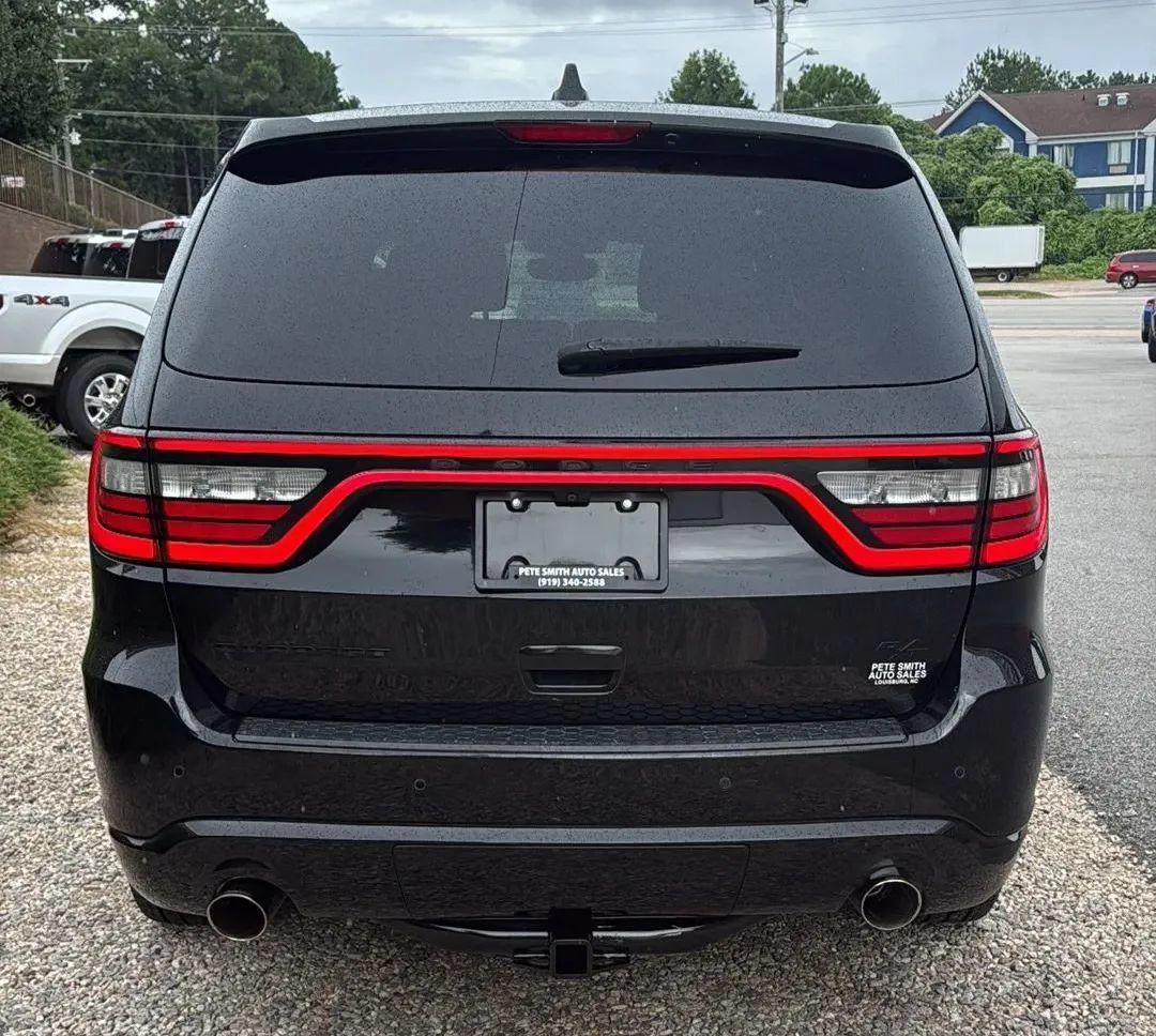 Used 2017 Dodge Durango R/T w/ Blacktop Package RWD image 8