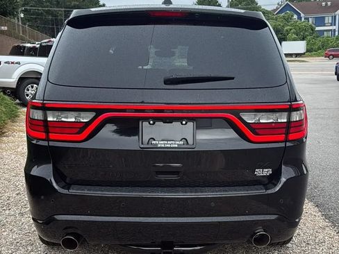 Used 2017 Dodge Durango R/T w/ Blacktop Package RWD image 8