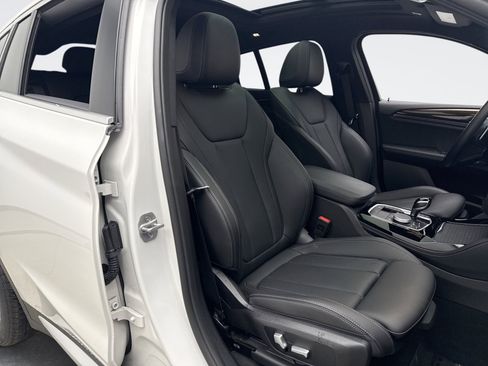 Used 2022 BMW X4 xDrive30i w/ Premium Package 2 image 17