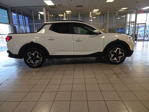 Used 2022 Hyundai Santa Cruz Limited AWD/4WD image 9
