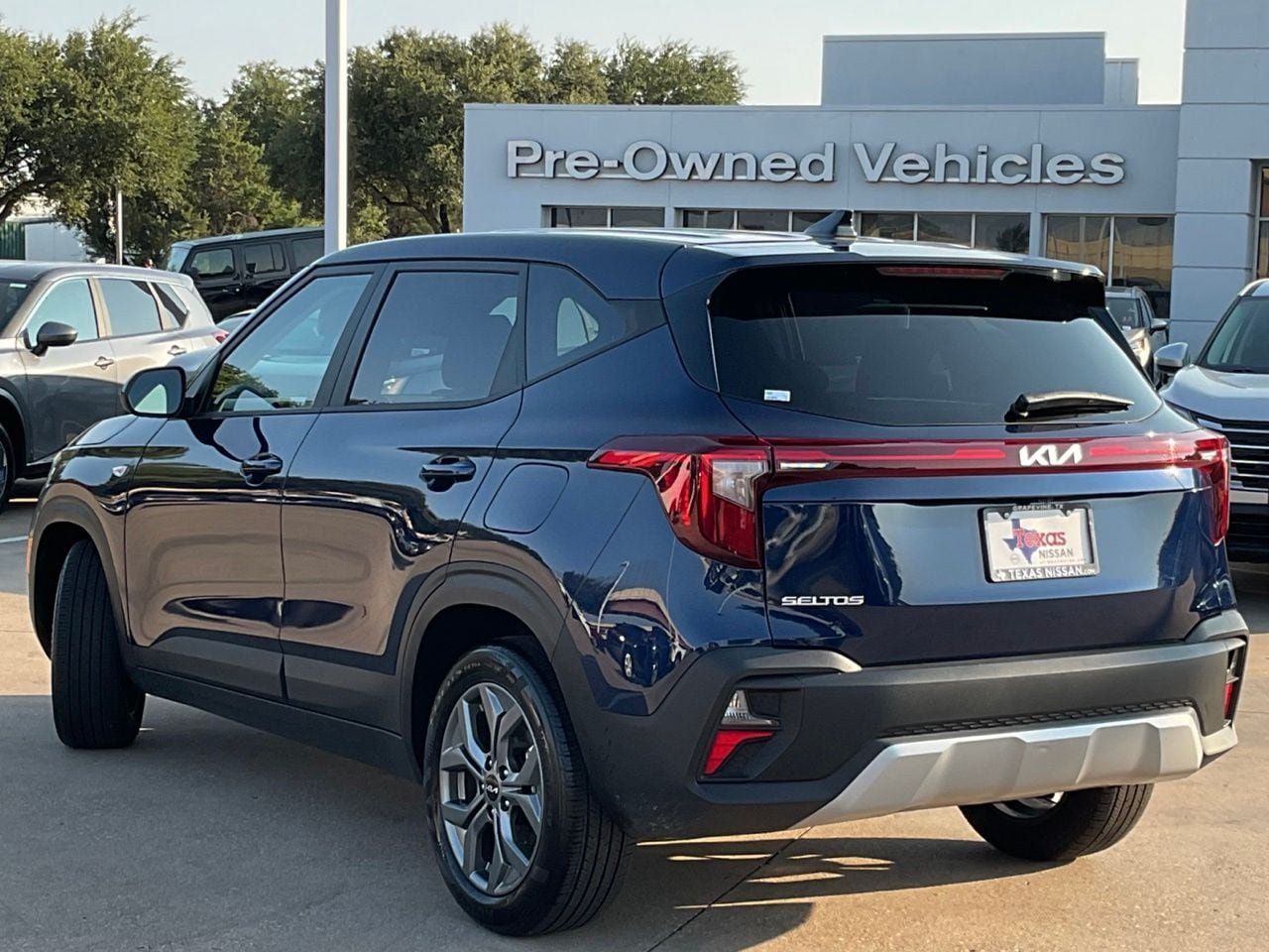 Used 2026 Kia Seltos LX FWD image 6