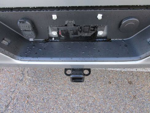 New 2026 GMC Sierra 1500 Elevation image 16