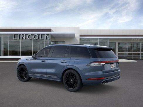 New 2026 Lincoln Aviator Reserve w/ Jet Appearance Package image 4