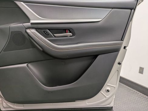 Used 2025 MAZDA CX-90 3.3 Turbo w/ Preferred Package image 28