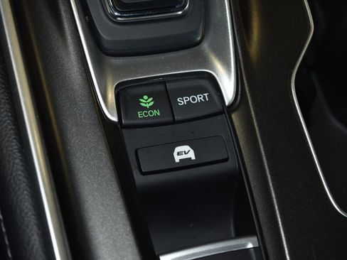 Used 2022 Honda Accord Touring image 18