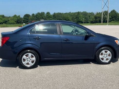 Used 2015 Chevrolet Sonic LS FWD image 9