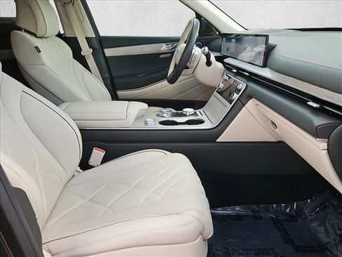 Used 2025 Genesis GV80 3.5T Prestige AWD/4WD image 21