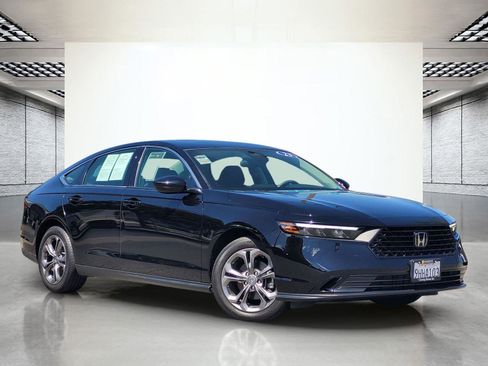 Used 2023 Honda Accord EX image 2