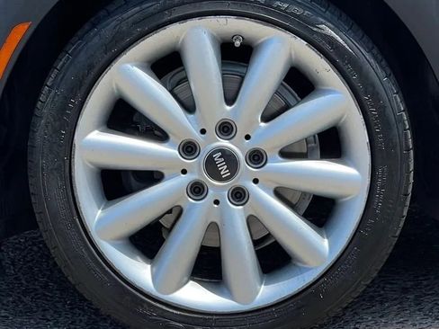 Used 2015 MINI Cooper 4-Door Hardtop image 31