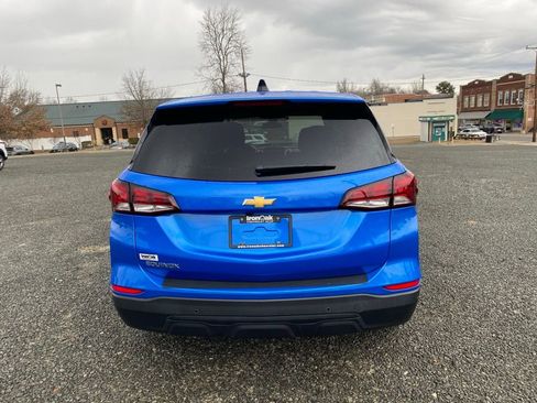 Used 2024 Chevrolet Equinox LS w/ LS Convenience Package image 4