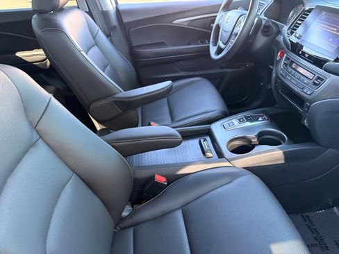 Used 2023 Honda Ridgeline RTL image 12